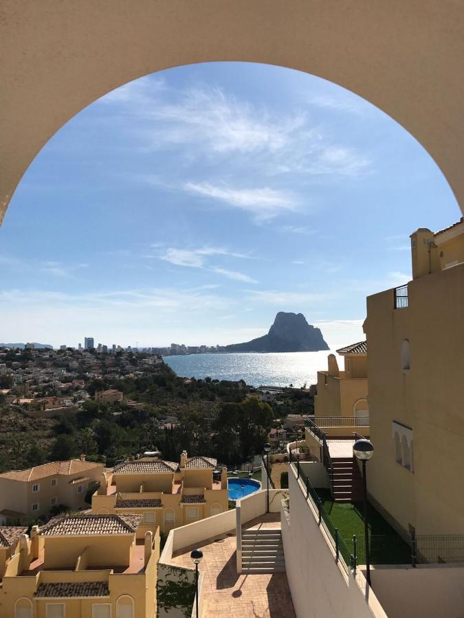 Chalet Adosado Con Vistas Al Mar 卡尔佩 外观 照片