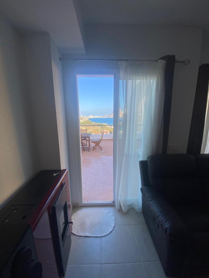 Chalet Adosado Con Vistas Al Mar 卡尔佩 外观 照片